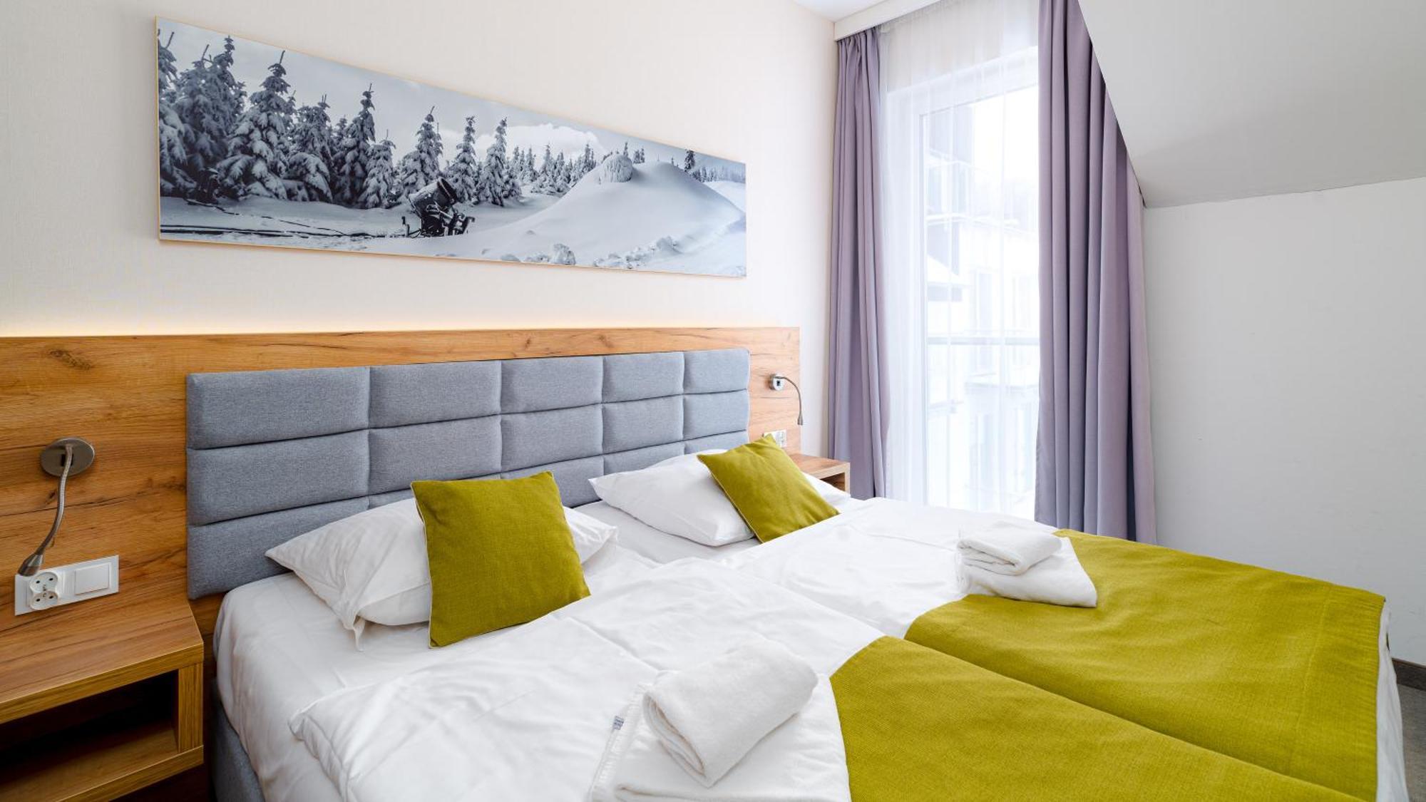 Panorama - Czarna Gora Resort By Sun & Snow Z Basenem I Sniadaniem Sienna  Ngoại thất bức ảnh
