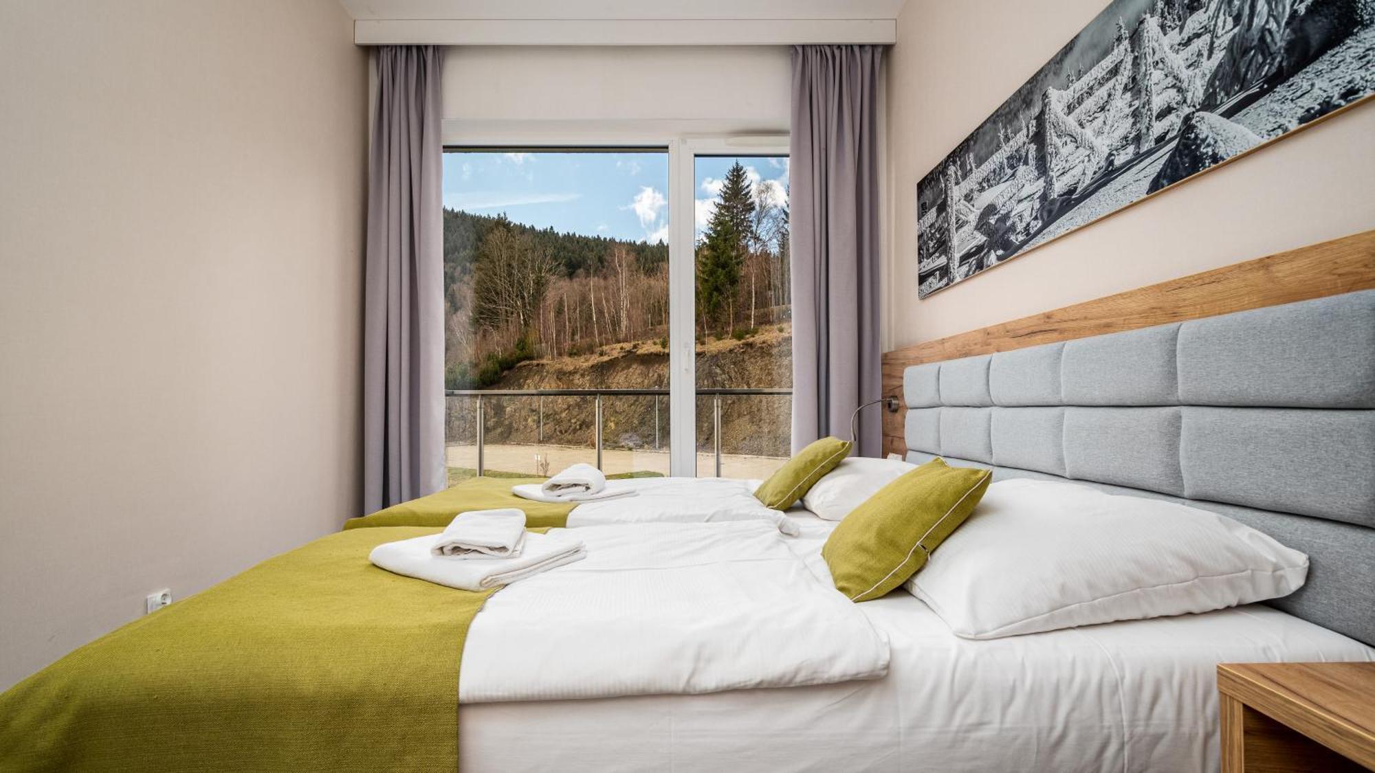 Panorama - Czarna Gora Resort By Sun & Snow Z Basenem I Sniadaniem Sienna  Ngoại thất bức ảnh
